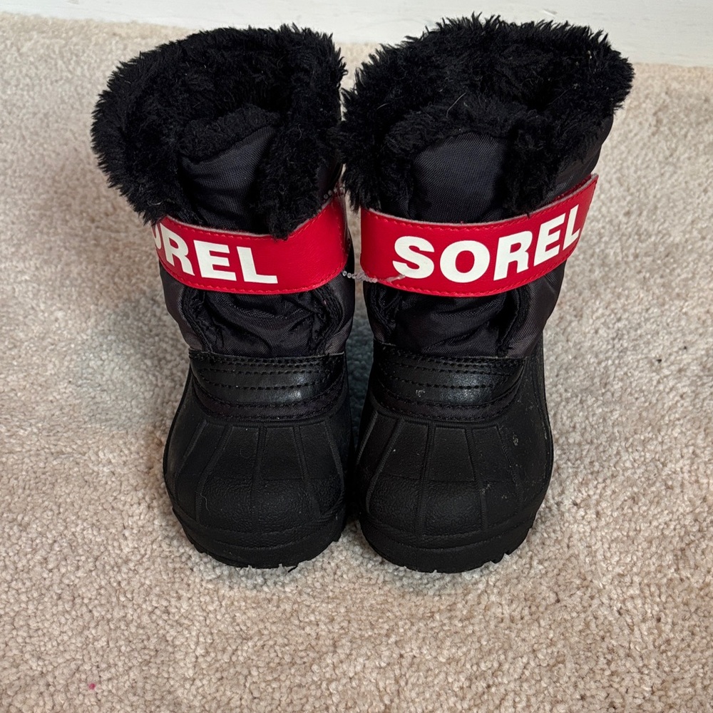Sorel Kids' Snow Commander waterproof winter boots size 7